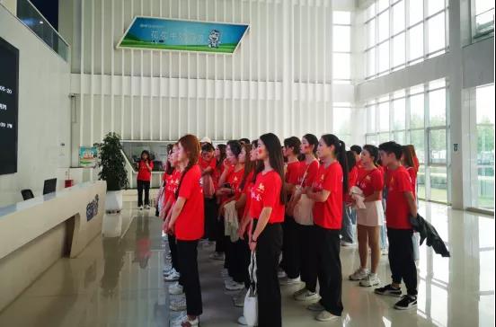 做白色的牛奶，创红色的企业，登录入口乳业集团青春歌会庆祝建党100周年