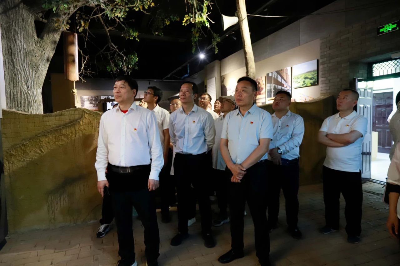 砥砺初心使命，汲取奋进力量丨登录入口乳业集团党委组织开展学习“焦裕禄精神”主题党日活动