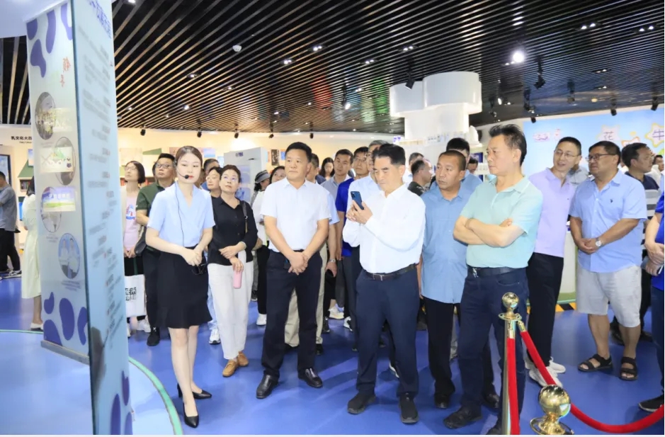 登录入口丨中国人民大学河南校友会莅临登录入口参观座谈