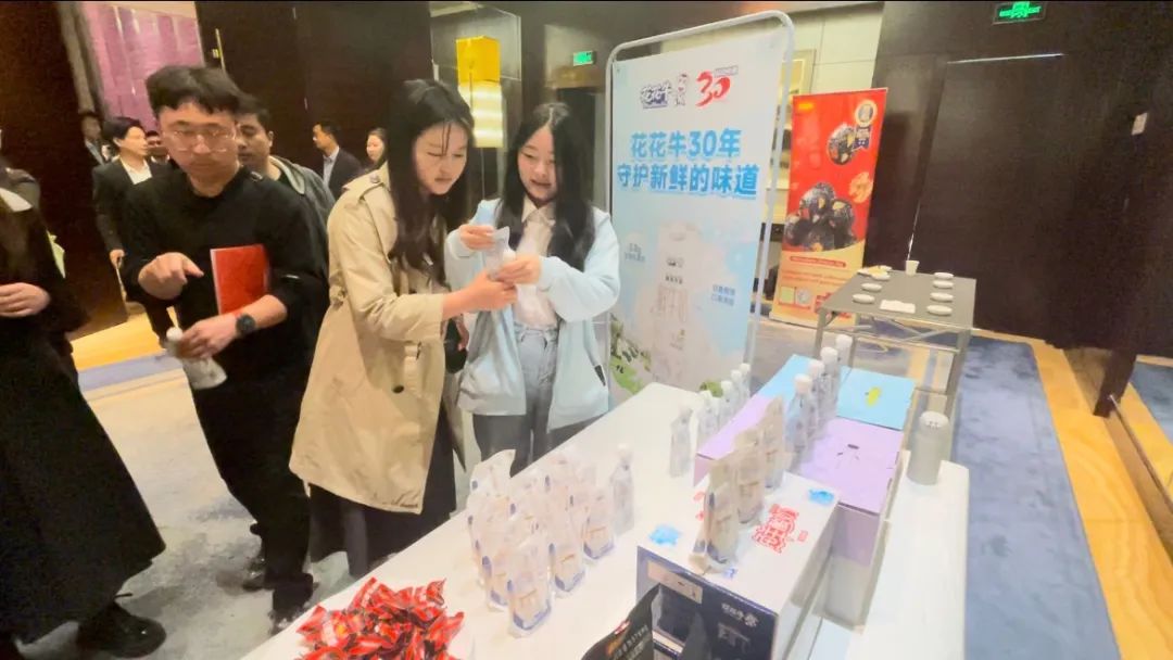 快讯丨登录入口乳业集团亮相中国(河南)—东盟人文交流月启幕会