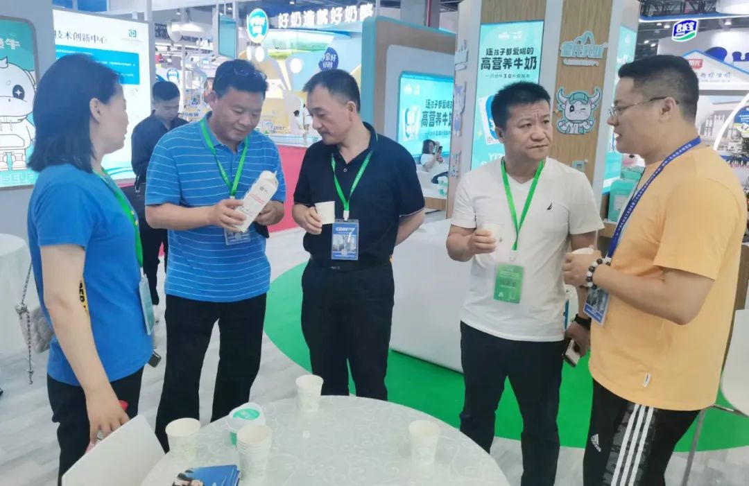 参观拓思路 交流促发展 | 集团领导参加中乳协第二十九次年会暨中国（国际）乳业技术博览会并到江西阳光乳业参观座谈