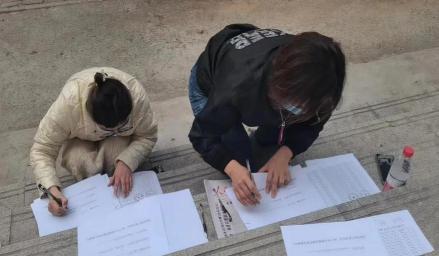 @全体登录入口人:请珍惜你的岗位,请善待我们共同的“登录入口”! @全体登录入口人:请珍惜你的岗位,请善待我们共同的“登录入口”!