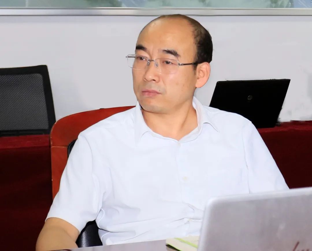 登录入口乳业集团召开10月份营销工作会议