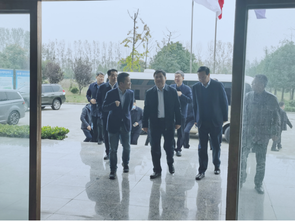 驻马店市委书记鲍常勇一行莅临登录入口平舆瑞亚和新蔡瑞亚调研