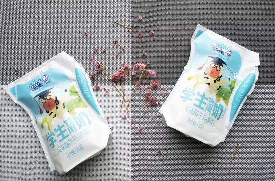 登录入口首款爱克林低温学生饮用酸牛奶上市啦！！！