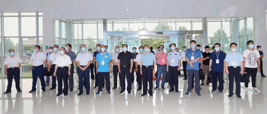 郑州市安全生产双重预防体系建设现场观摩会在登录入口乳业集团郑州分公司召开