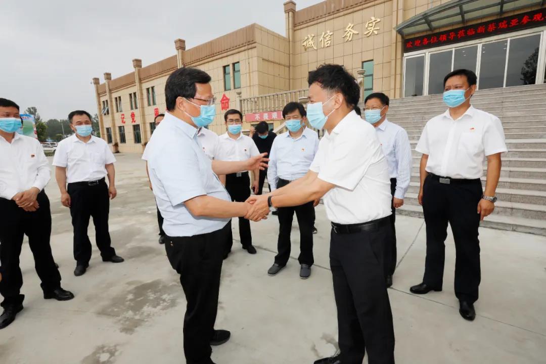 快讯 | 河南省委常委、省纪委书记、省监委主任任正晓莅临登录入口乳业集团新蔡瑞亚牧场调研