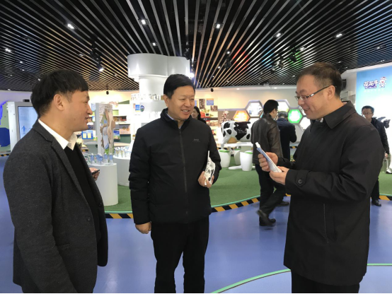宁夏回族自治区农业农村厅党组书记、厅长王刚一行莅临登录入口乳业集团调研