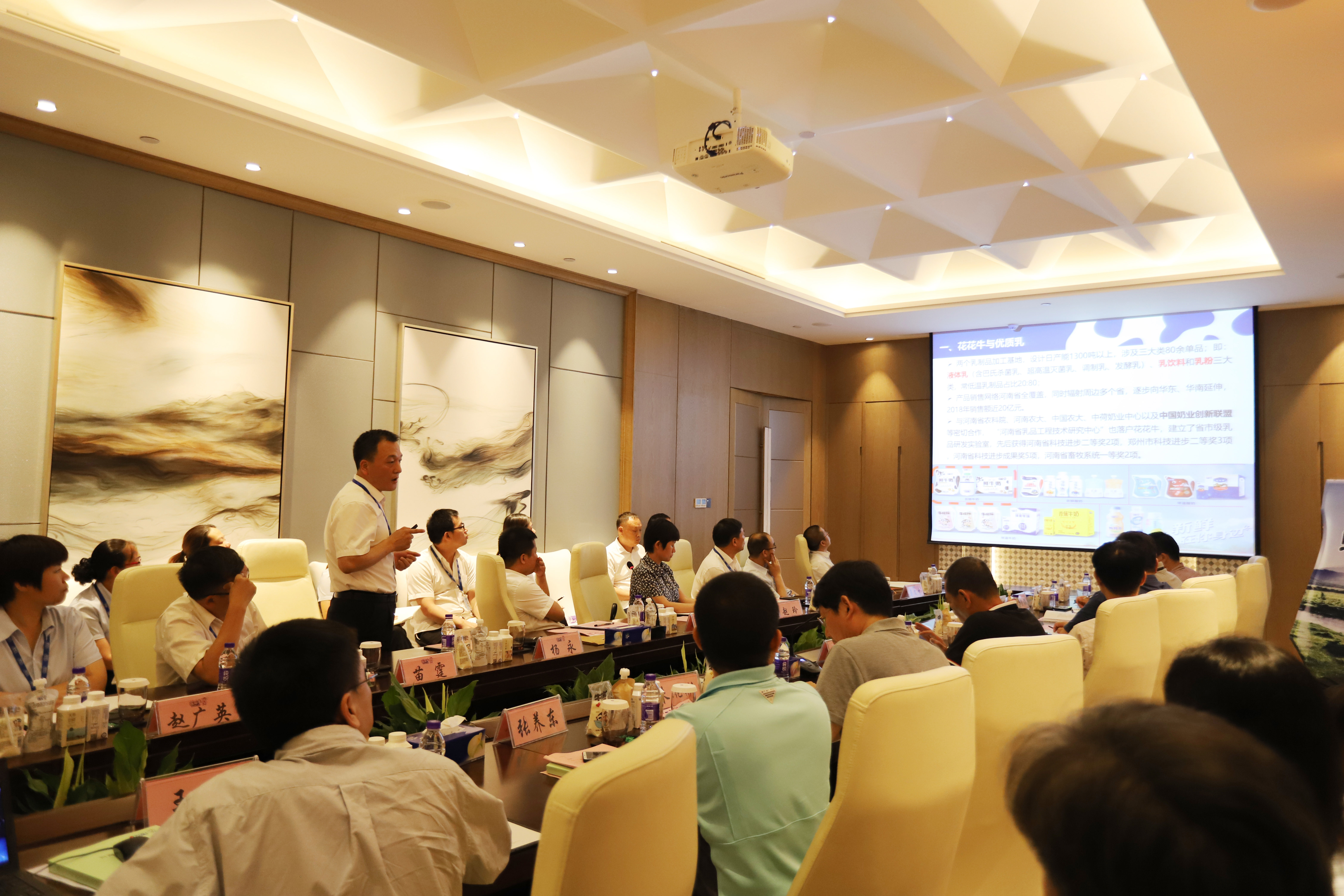 河南首家！登录入口乳业集团通过优质乳工程验收