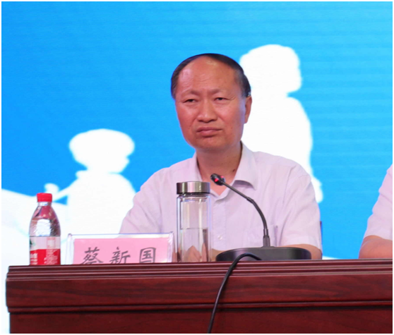 “健康中原，牛奶伴您行——登录入口乳业集团2018中国小康牛奶行动” 公益助学启动仪式隆重举行