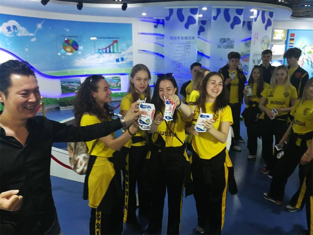 YDC河南中心全国第二届“蓝月奖”暨“登录入口杯” 第七届中俄舞蹈对抗赛五一劳动节开赛