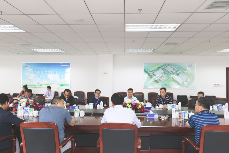 二七区张超副区长莅临登录入口公司 调研指导工作