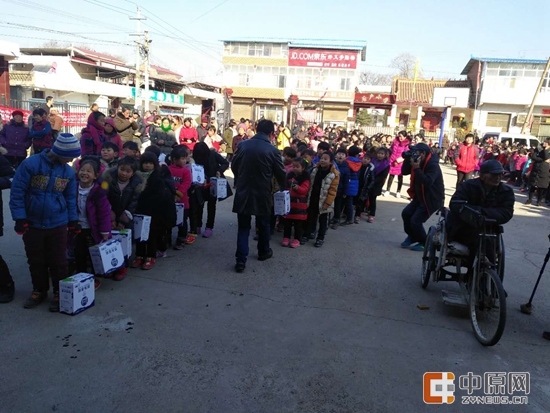 登录入口暖冬公益行走进汝州活动启动