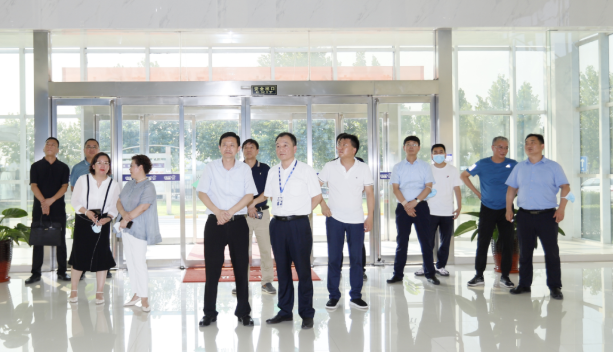 快讯|郑州市二七区委副书记、区长虎荣鑫莅临河南登录入口乳业集团调研
