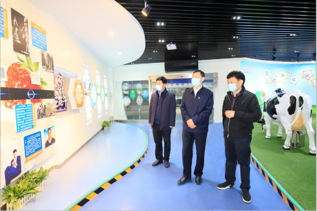 河南省委农办主任、农业农村厅厅长申延平一行调研河南登录入口乳业集团